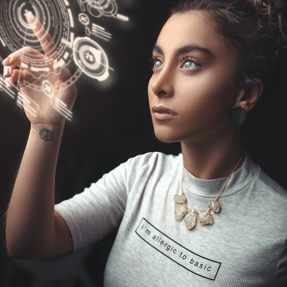 What’s the Difference Between AR and VR?